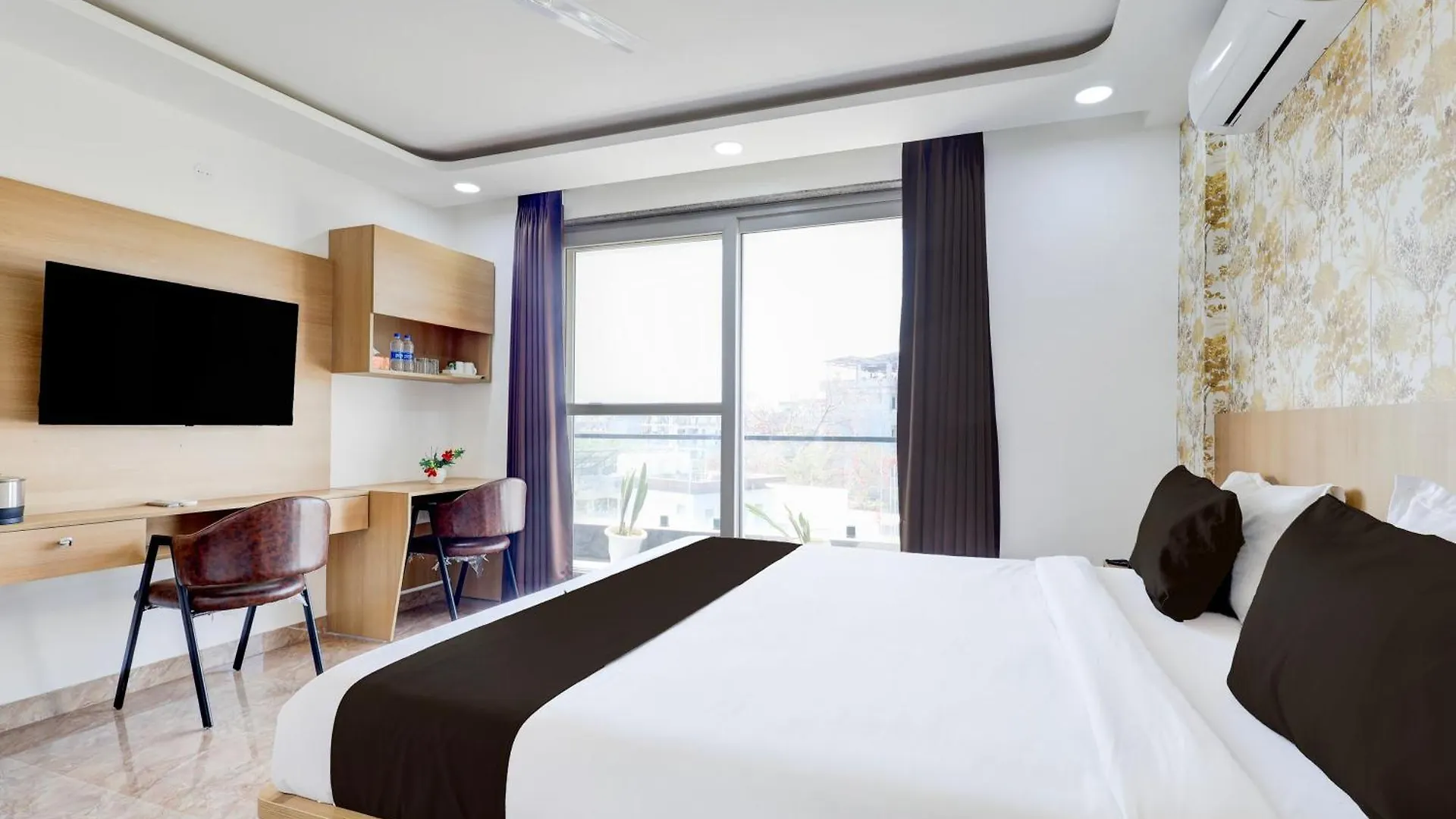 Super Hotel O Tasvi Stayz غورغاون